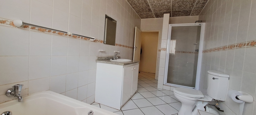 3 Bedroom Property for Sale in Protea Park North West